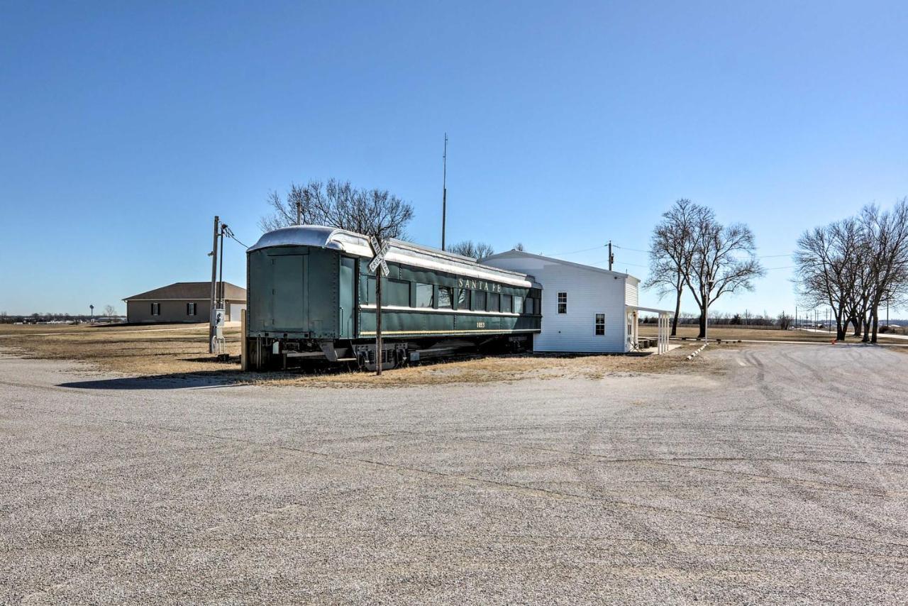 Unique Joplin Gem Converted Train Car Studio Exterior foto