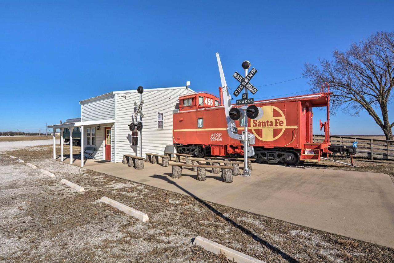 Unique Joplin Gem Converted Train Car Studio Exterior foto