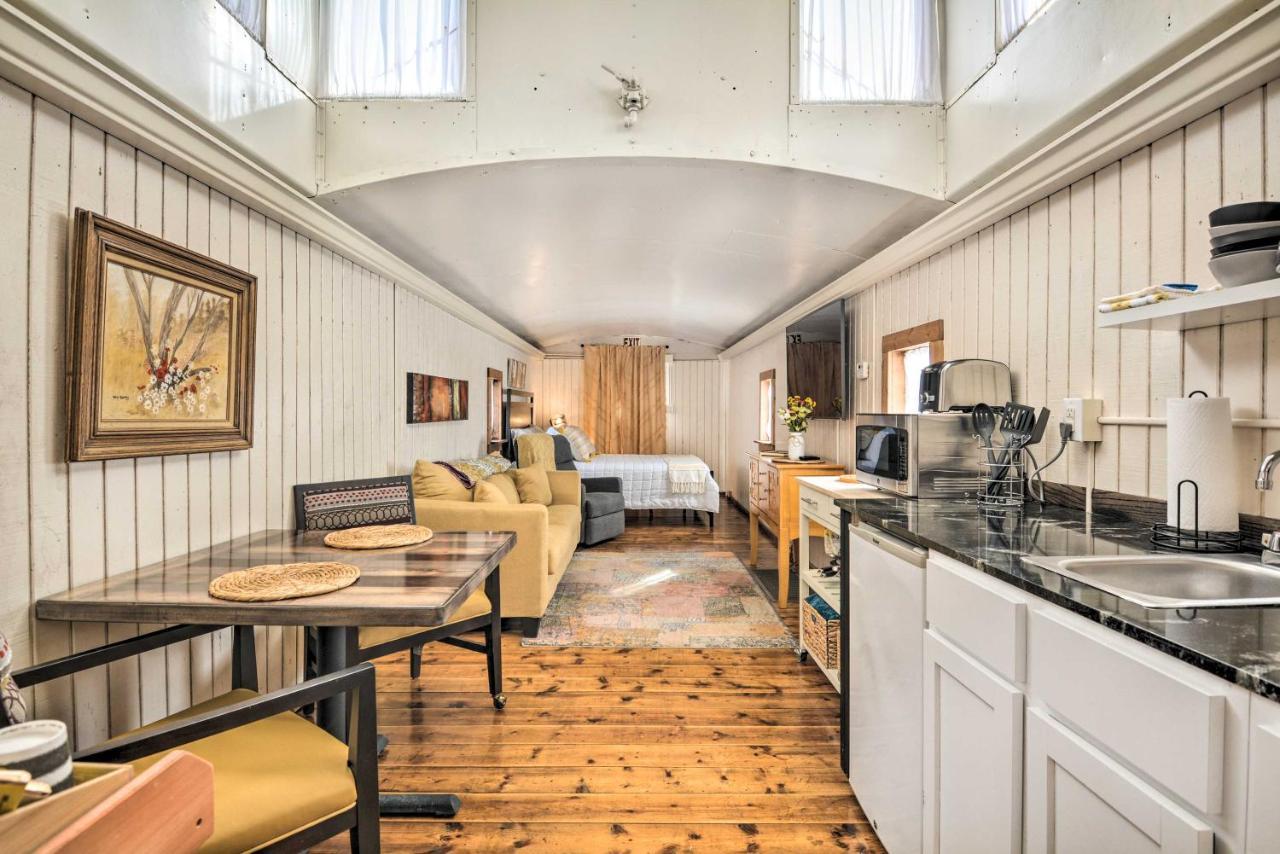 Unique Joplin Gem Converted Train Car Studio Exterior foto