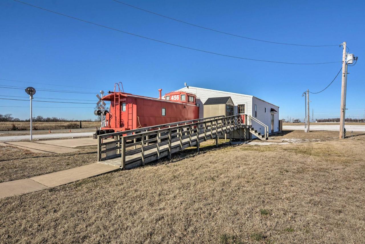 Unique Joplin Gem Converted Train Car Studio Exterior foto