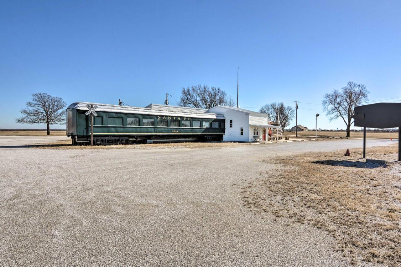 Unique Joplin Gem Converted Train Car Studio Exterior foto