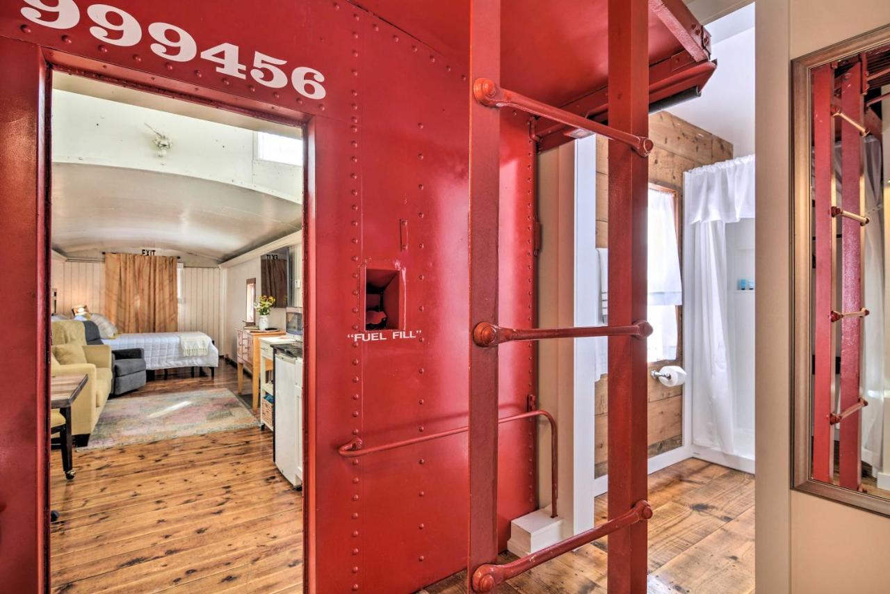 Unique Joplin Gem Converted Train Car Studio Exterior foto